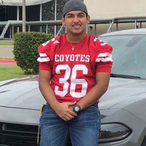 Meet your Posher, Anibal